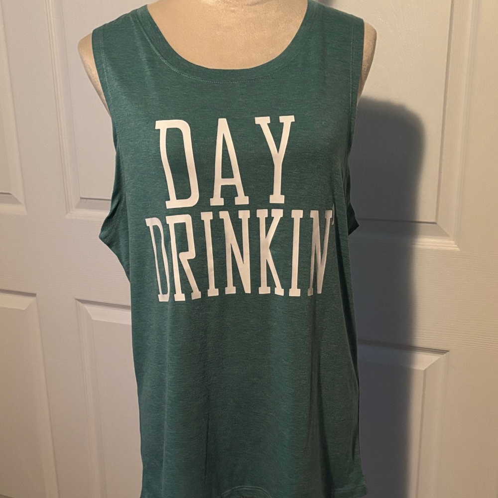 Green Sleeveless Graphic Top NWOT